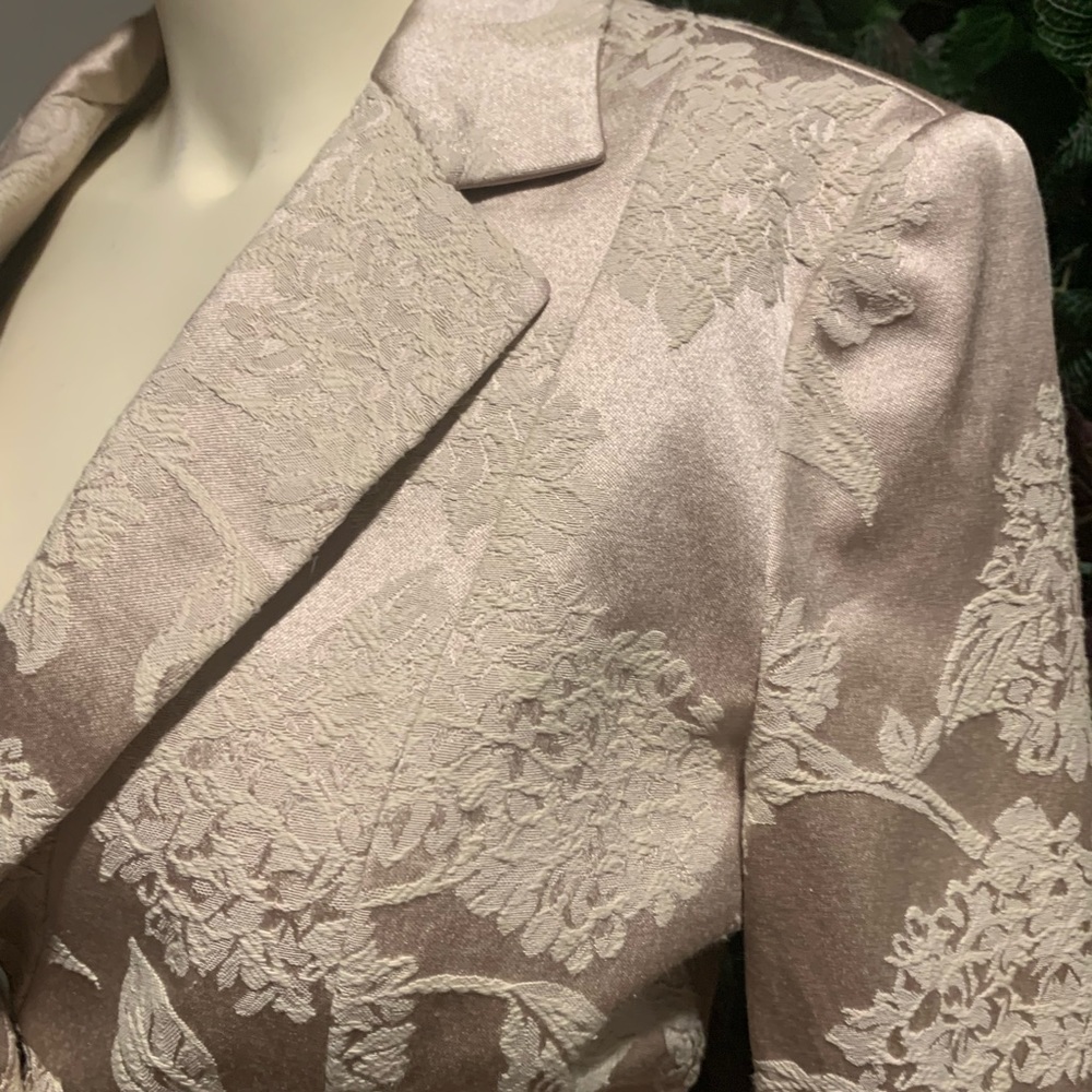 Bebe tan jacket - Picture 8 of 11